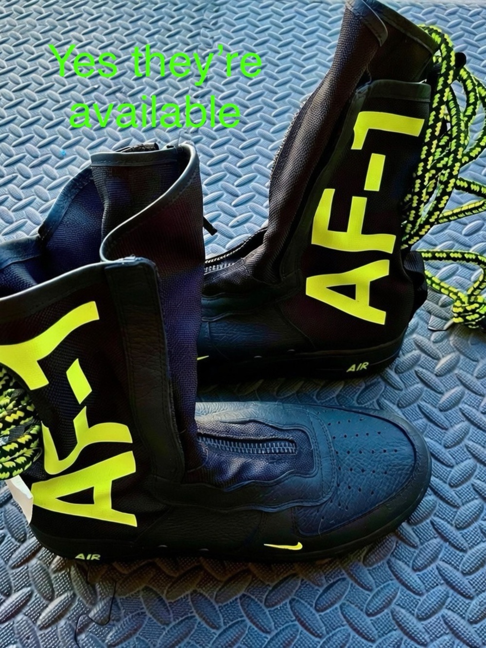NEW Nike Black Volt Air Force 1 Boots 10.5